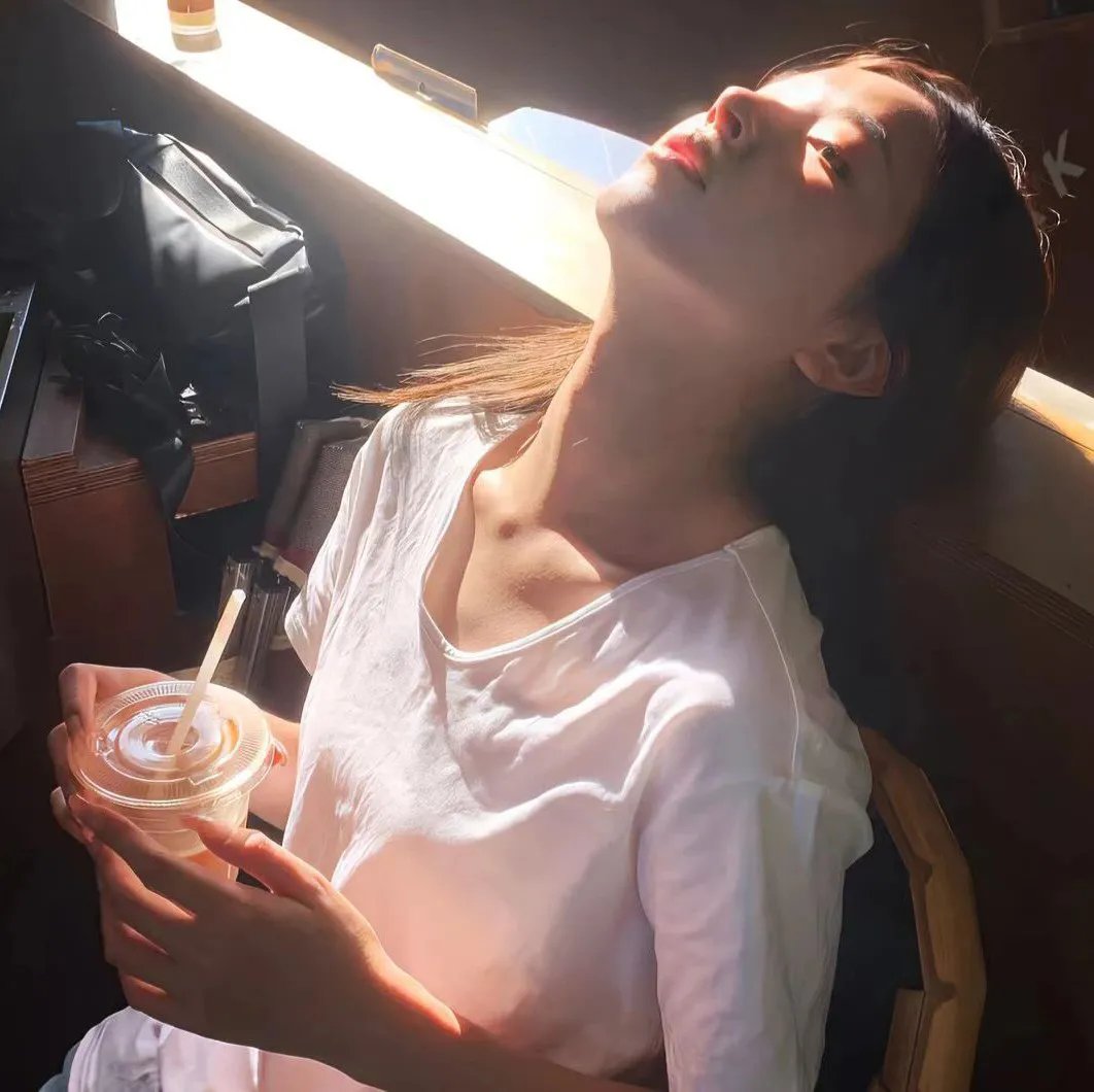 姑娘十八岁海报